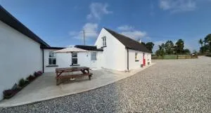 Stone Cottage - Ballymackey