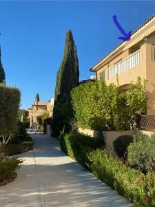 William and Emily Apartment - Pomos