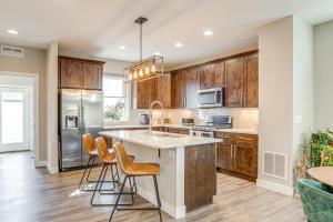 4 Mi to Dtwn Pet-Friendly Gem in Denver!