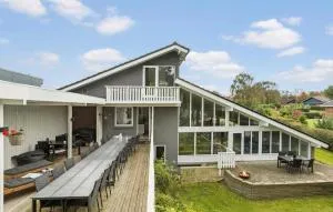 Stunning Home In Roslev With Sauna - Refshammer