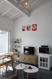 Appartements Gites Jara et Mendia, Maison Eguzki-Lore, Saint-Jean-Pied-de-Port, Pays Basque : photos des chambres