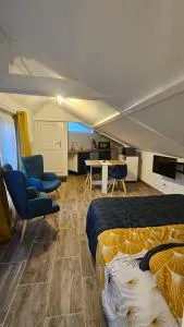 Studio de l'Hippodrome - Comblot