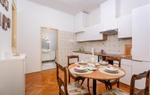 1 Bedroom Lovely Apartment In Rijeka
