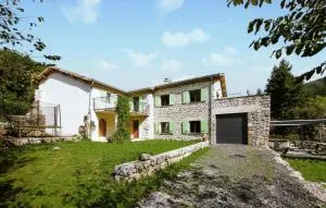 Beautiful Home In Mayres With Jacuzzi - Mazan-lʼAbbaye