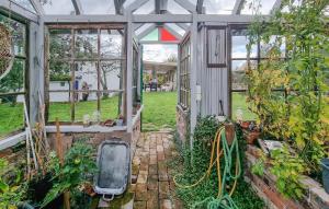 Nice Home In Härryda With Wifi