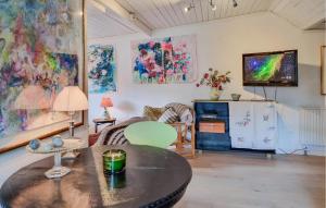 Nice Home In Härryda With Wifi