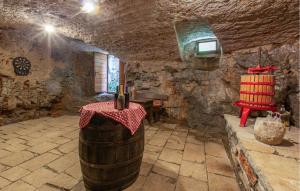 Nice Home In Orlek - Sezana