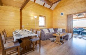 Beautiful Home In Rozga 