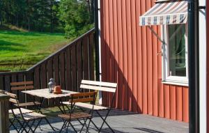 Awesome Home In Valdemarsvik With Wifi