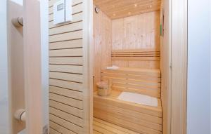 Lovely Home In Donja Lomnica With Sauna 