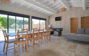 4 Bedroom Awesome Home In Noves