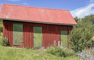 2 Bedroom Nice Home In Mariannelund