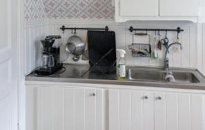 2 Bedroom Nice Home In Mariannelund