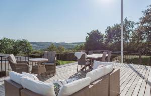 Lovely Home In Båstad With Sauna