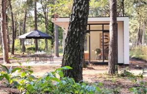 2 Bedroom Awesome Home In Hellendoorn