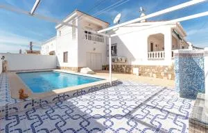 3 Bedroom Beautiful Home In Rojales - Almoradí