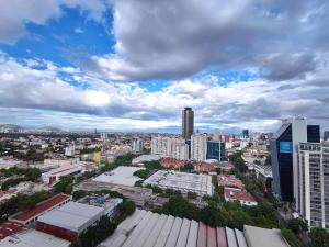 Amazing Hi-Rise in Polanco, pool, HS Wi-Fi, HotTub