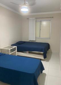 Apartamento à uma quadra da praia Guarujá