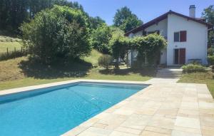 Beautiful Home In Oregue