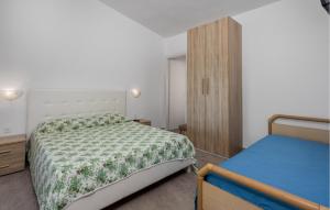 2 Bedroom Awesome Apartment In Barbat 