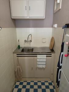 Rustieke studio met zeezicht