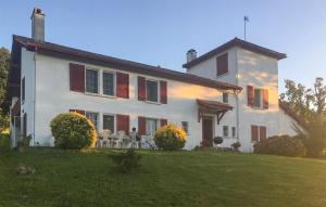 Maisons de vacances Beautiful Home In Oregue : photos des chambres