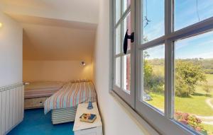 Maisons de vacances Beautiful Home In Oregue : photos des chambres