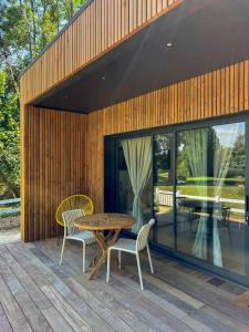 Maisons de vacances Lodge autour du golf Ardree : photos des chambres