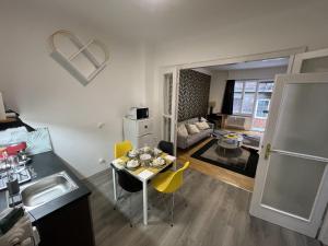 Asboth Central Apartment