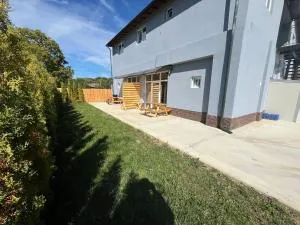 Grey House - Măgurelele Grey House - Măgurelele