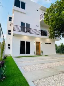 Edificio Nefertari X26 Personas - إل ريماتي