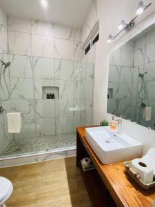 Edificio Nefertari X26 Personas