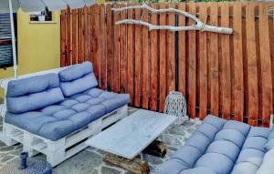 Awesome Home In Secovlje