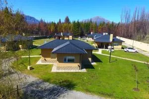 AlóRent Paralelo 42 Lago Puelo - Estero Lago