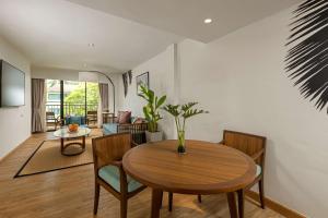 OUTRIGGER Khao Lak Beach Resort