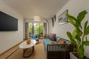 OUTRIGGER Khao Lak Beach Resort