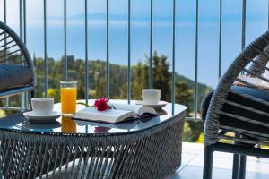 Gkountis Deluxe King Suite 1