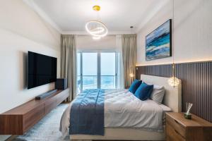 Citihome - 1BR Huge with Panoramic View at JLT