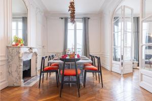 Luxueux Appartement 5 BD, Arc de Triomphe