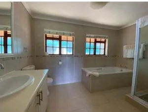 Champagne Valley Resort Unit 2 - Ardmore