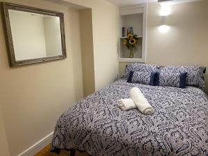 Centrally located Bath apartment