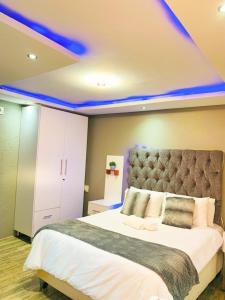 Debreeze guest lodge