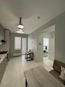 ApartDirect Botanica 1