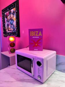 Maison 60 m2 Loveroom romantique avec jacuzzi privé à 10 min de Nancy et jardin privé