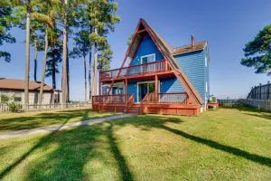 Beachy Maryland A-Frame Steps to Chesapeake Bay! - Piney Point