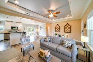 Legacy Ranch Home with Lake Access and Grill