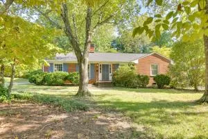 1 Mi to Friendly Center Greensboro Family Home - Fisher Park