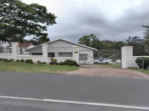 Complete10 Guest House