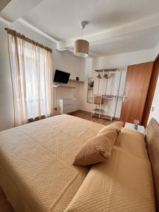 One-Bedroom Family Apartment