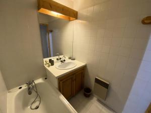 Chalet De Meribel - 5 Pièces pour 8 Personnes MAE-7131